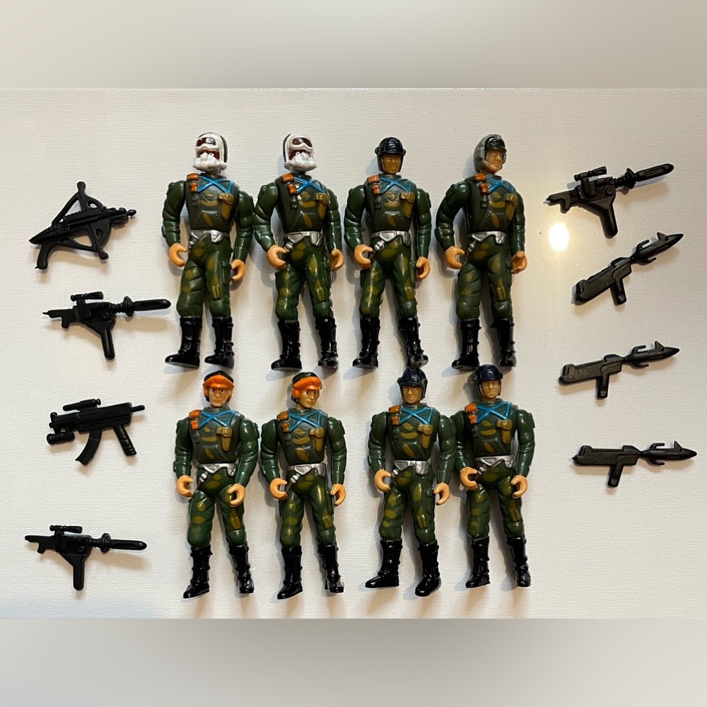 8 Desert Defender Action Figures (SGI, Sungold MFG. CO) 1980s. 4” G.I Joe